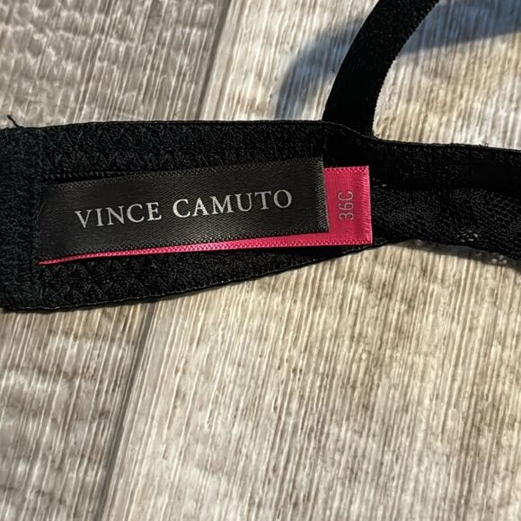 VINCE CAMUTO black bra- size‎ 36C - Picture 7 of 8